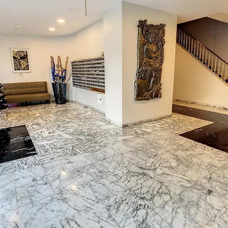 Penthhouse 2 Bedroom 2 Mins From The Croisette 335 Apartment Cannes